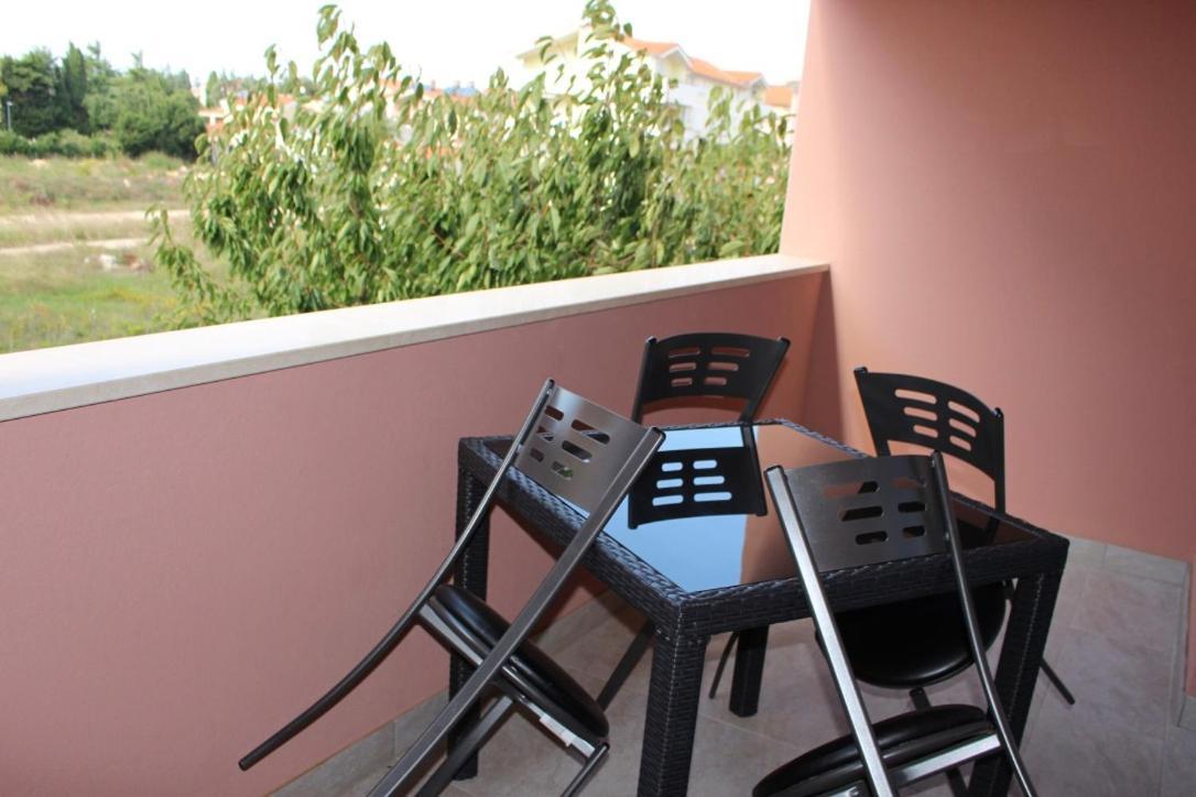 Filipovic Apartmani ميدولين المظهر الخارجي الصورة